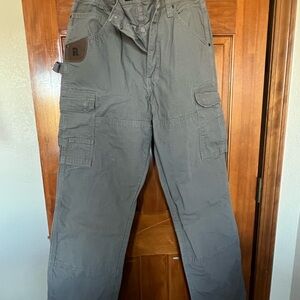 Men's Gray Wrangler Riggs Workwear Cargo Pants with Utility Pockets